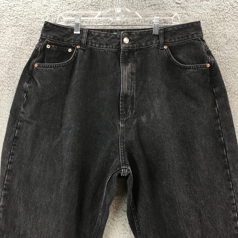 Pantalones de mezclilla para mujer Asos Design Mom 14 curvas negros pierna cónica tiro alto cremallera mosca Foto 2 de 4