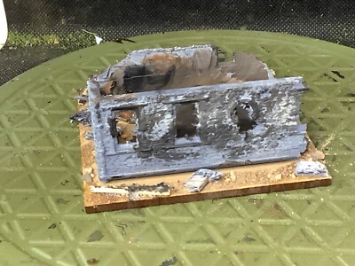 Painted 15mm Totally  Wrecked House with Debris  #1