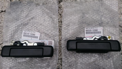 Genuine Toyota 69210-12080 / 69220-12080 Front Door Outside Handle