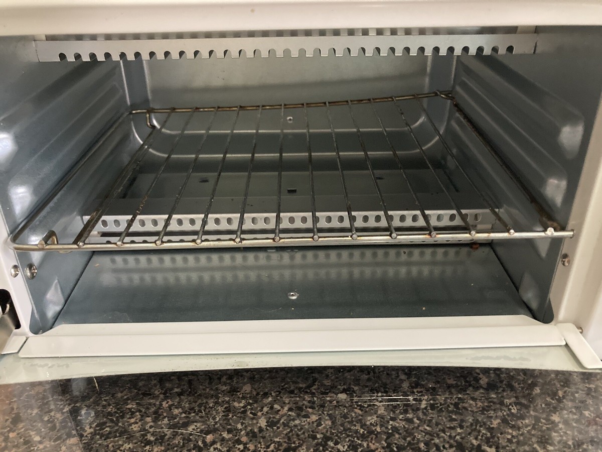 Continetal Electric Toaster Oven White