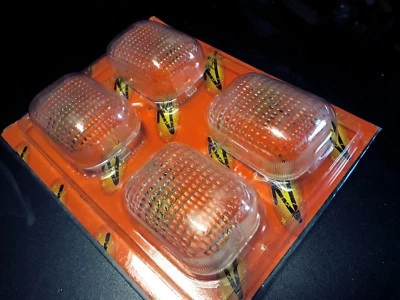 4 CABOCHONS DE CLIGNOTANTS TRANSPARENT PEUGEOT FOX TREKKER SQUAB DERBI SENDA L