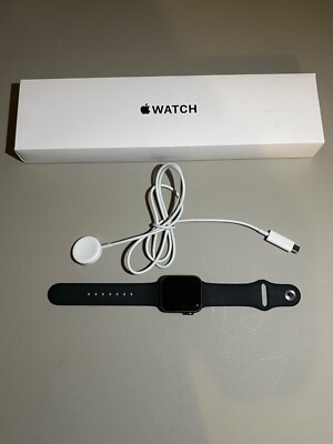 Apple Watch SE 1st Generation 40mm Space Grey Aluminum Case