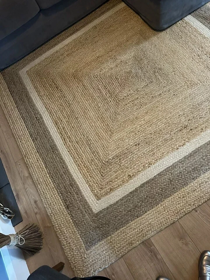 Handmade Braided Rikki Border Jute Rug – Coastal Vintage Floral for Living Room - Image 3 of 4