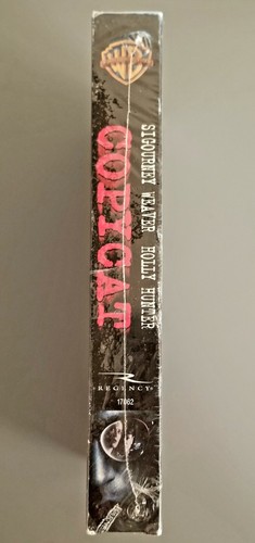Copycat (VHS, 1999)(Drama) Holly Hunter, Sigourney Weaver, NEW and SEALED! - Foto 4 di 6