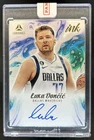 2022 Chronicles Luka Doncic Luminance Ink Auto Gold #/10 Mavericks