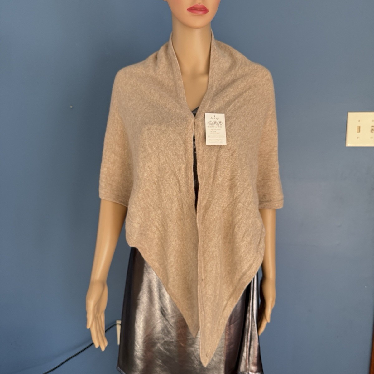 NWT Joie 100% Cashmere Large Triangle Scarf/Shawl 66” * 30