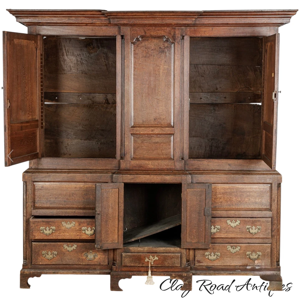 Armário antigo grande George III chippendale 1780 empregadas domésticas libré - Imagem 2 de 4