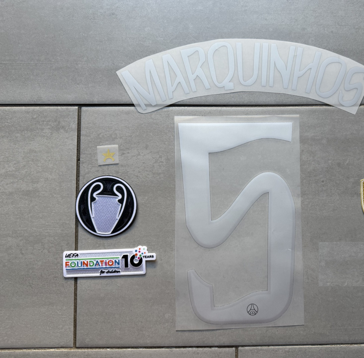 Maillot fifth PSG Marquinhos 5 anti-transpiration avec patch UCL pour jouer sans gêne
