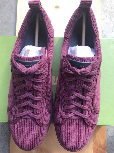 earth zinnia sneaker