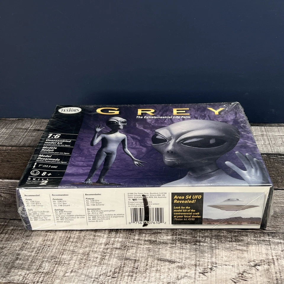 Testors No. 761 Grey The Extraterrestrial Life Form 1995 New 1/6 NEW SEALED - Image 3 of 4