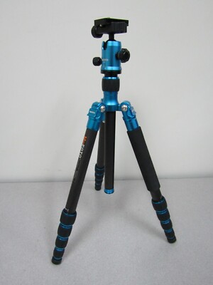 MeFOTO RoadTrip C1350Q1B Travel Tripod - Blue -  Max Load 17.6 lb (b)