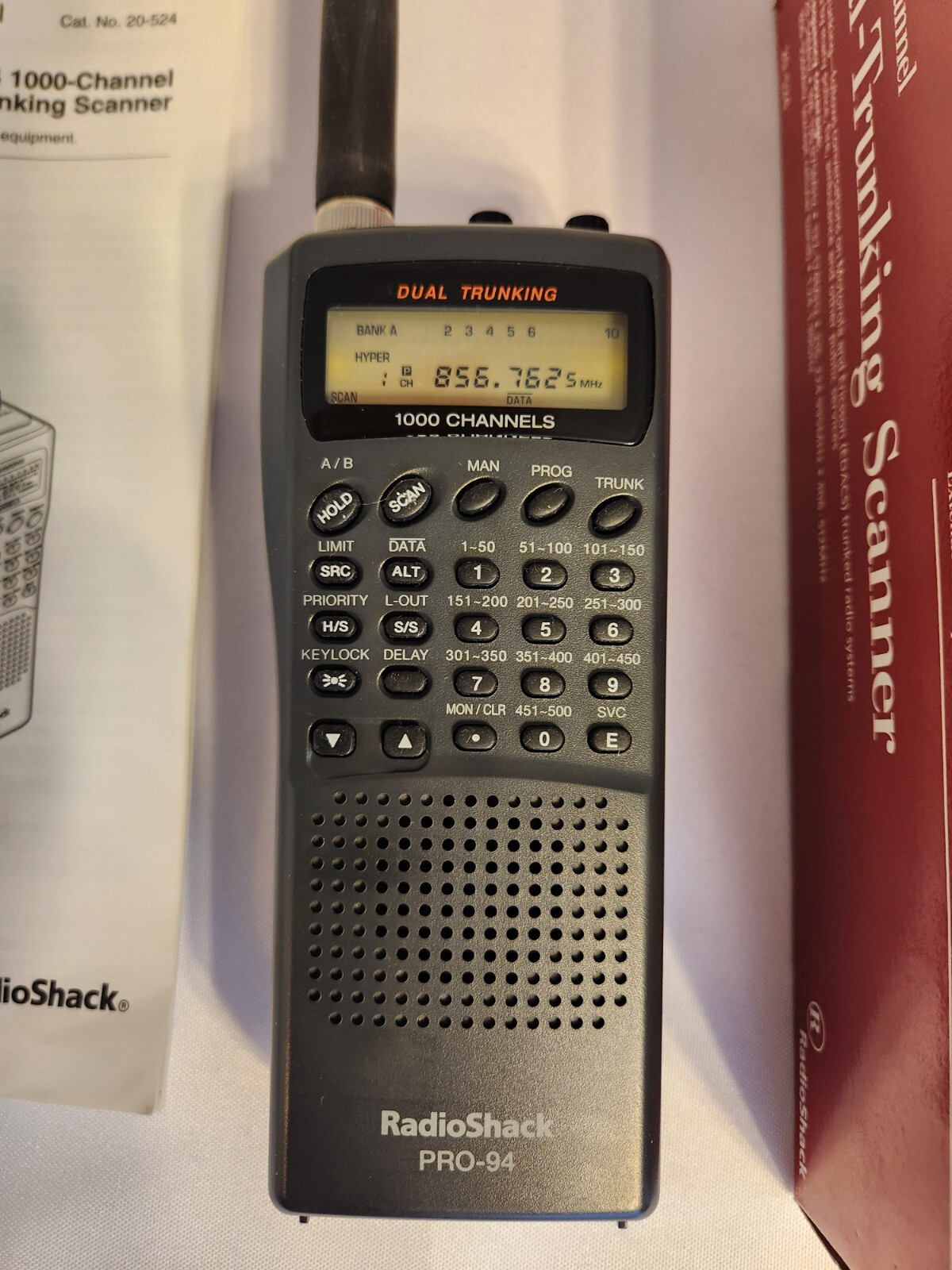 Radio Shack PRO94 1000 Channel Trunking Scanner Handheld Vintage W
