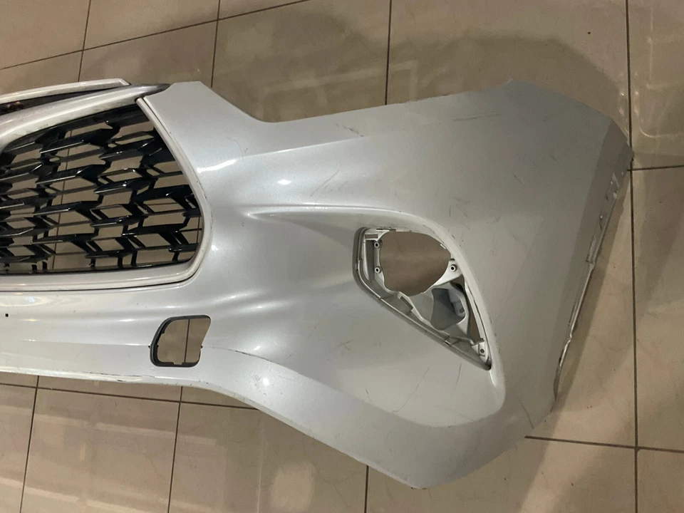 Cubierta de parachoques delantero blanca Toyota Highlander 52119+0E450 2020-2023 OEM Foto 2 de 4