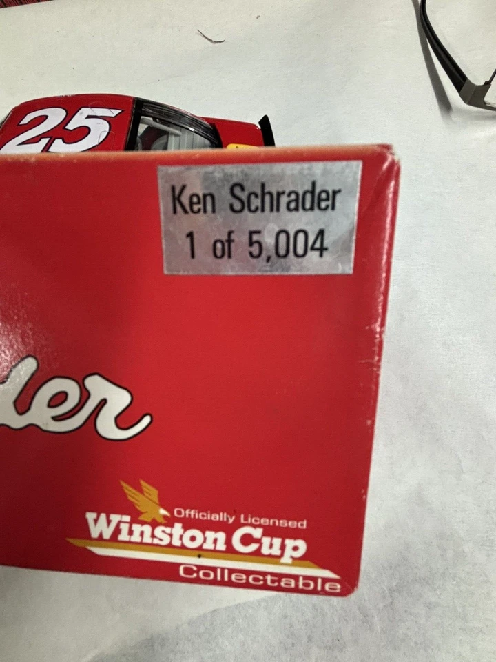 Ken Schrader #25 Bud King Of Beers Budweiser 1995 1/24 Action - Image 3 of 3