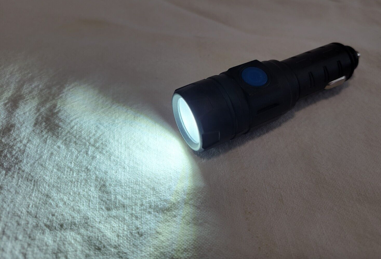 Rechargeable 12v