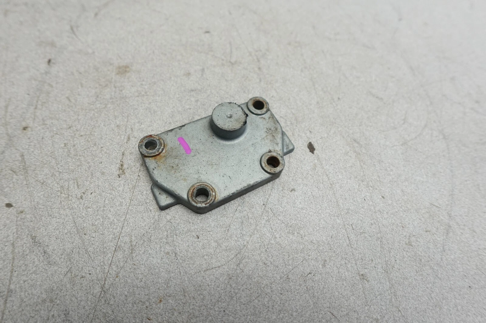 1999-2005 GP1300R WaveRunner Yamaha Jetski OEM Cylinder Power Valve Cover Plate