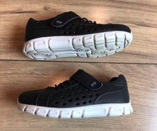 Sz 8 STRIDE RITE SURPRIZE "Tex" Boys Black Rubber Casual Shoes Ventilated EUC