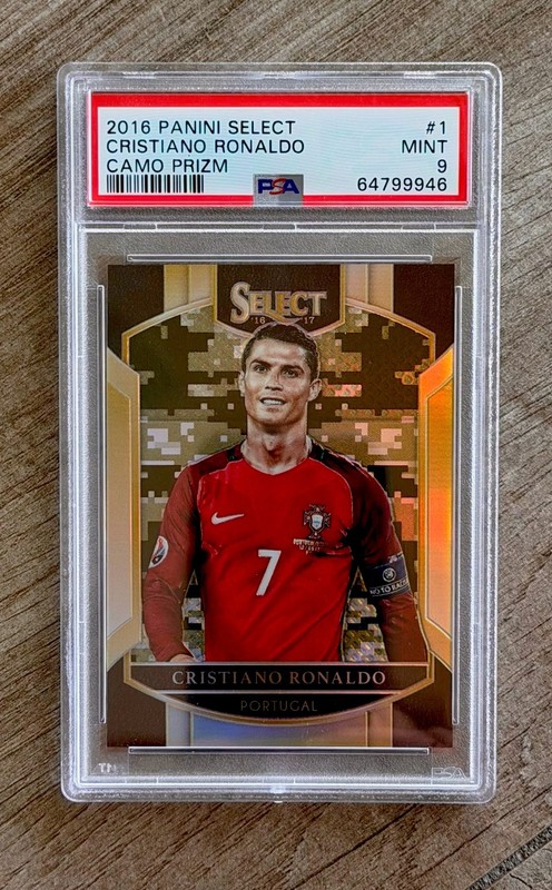 2016-17 Panini Select Soccer Cristiano Ronaldo Camo Prizm /20 PSA 9 Portugal