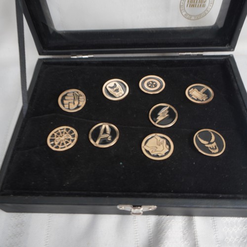 Marvel 80th Avengers Lapel Pin Set 9 Gold Tone Disney Limited Edition Boxed