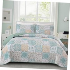 Patchwork Quilt Set Size 3 Pieces Yellow Boho Plaid Queen Sage Green