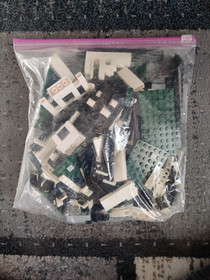 LEGO Bulk Lot 6 lbs - Star Wars 7962, 7879 + Architecture White House 21054