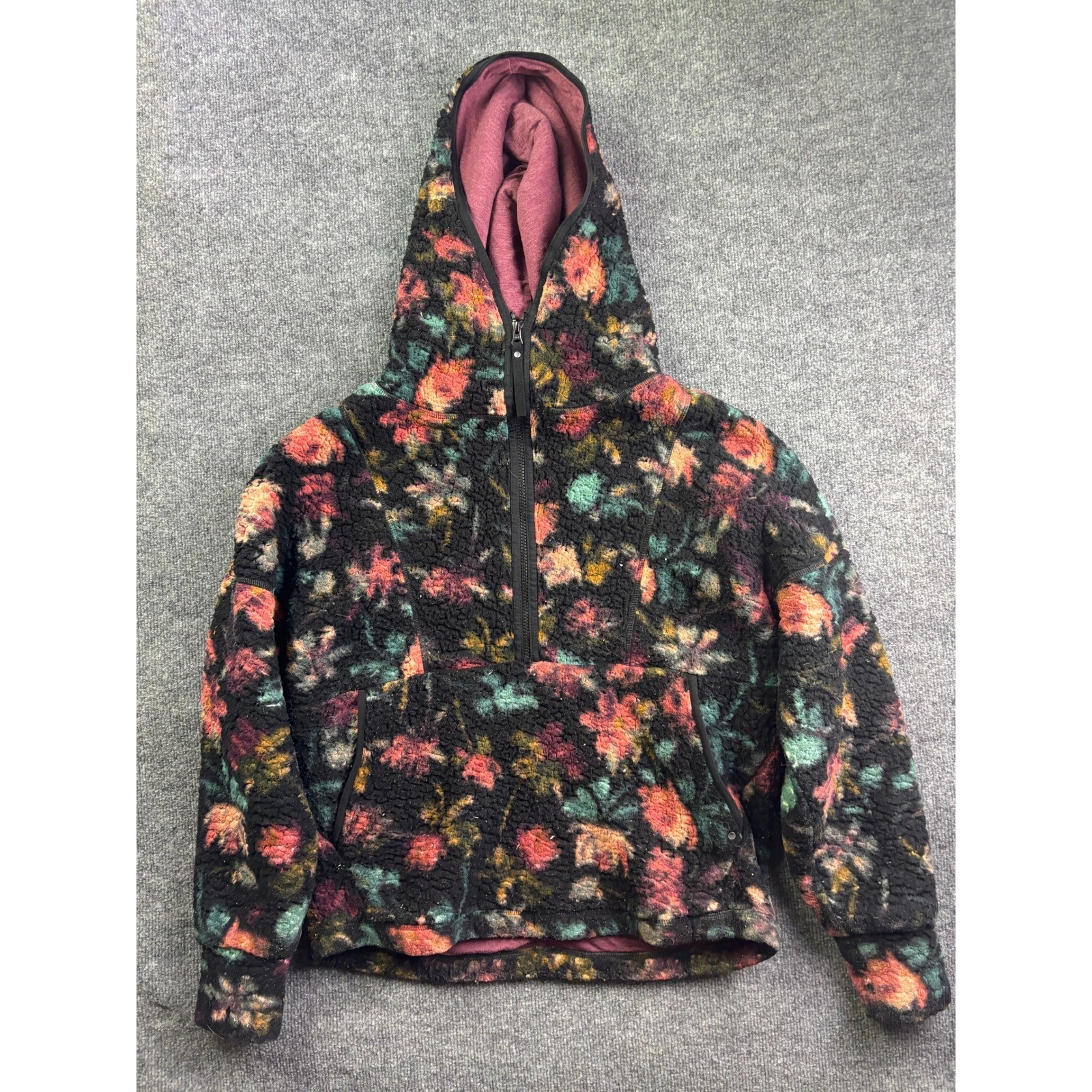 prAna Fleece Hoodie Women Size M Black Floral Sherpa Quarter Zip Pullover
Opens in a new window or t