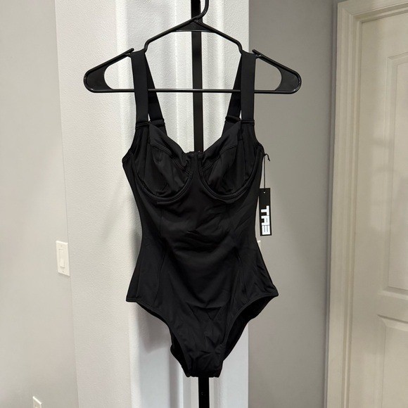 Ta3 Lifty One Piece Shapewear Swim Black Small Regular /Long D/DD NWT $188 •