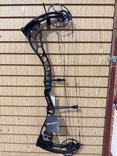 Bowtech Proven 34 70LBS 25"-30" Black RH