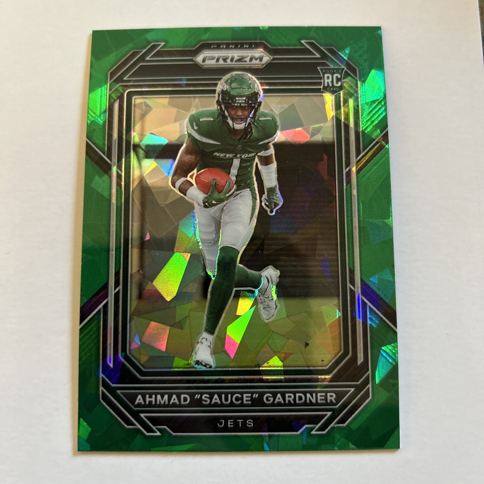 2022 Ahmad "Sauce" Gardner Prizm Green Cracked Ice Prizm RC # 341 NY Jets Rookie