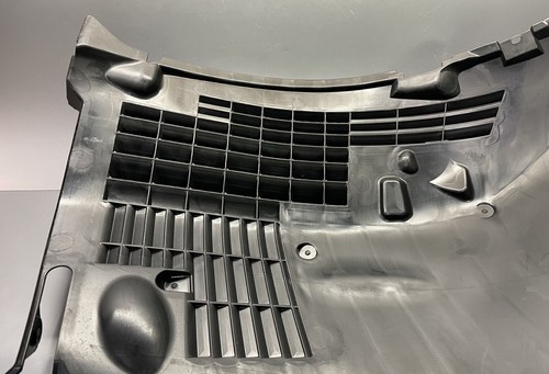 2017+ Genuine Nissan R35 GT-R Front Fender Wheel Liners Protector Pair LH RH OEM - Picture 2 of 7