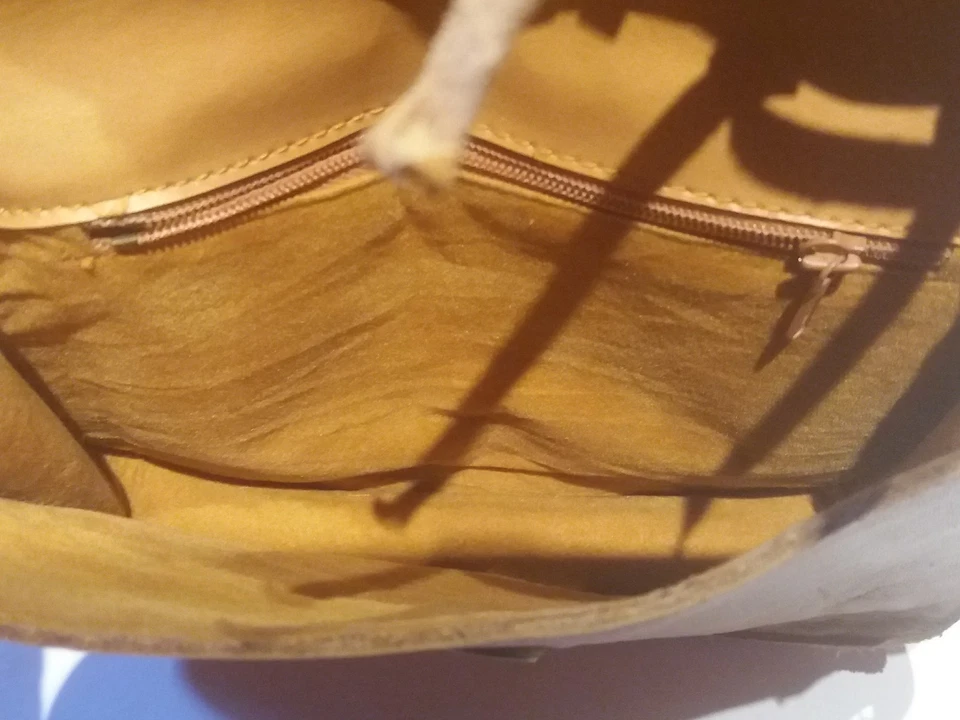 Kleine Umhängetasche aus Leder Indianer - Style mit Fransen ca. 19x15x4cm - Bild 3 von 3