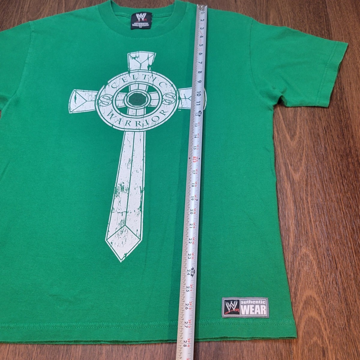 2008 Sheamus Celtic Warrior WWE Authentic Wear T-Shirt Mens Sz M
