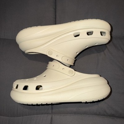 Crocs Mega Crush Platform Clogs Bone Color Mens size 12 Excellent Condition