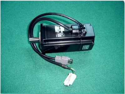 促 100% NEW Original For   AC Servo Motor R88M-W40030H *la