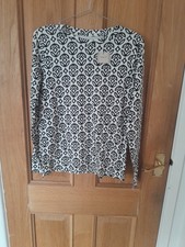 Ladies BNWT TU  Black & Ivory, Long Sleeved, Regular Fit, 100% Cotton TOP VGC