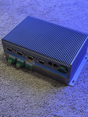 Advantech Advantech UNO-2178A Enbedded Fanless Automation Computer