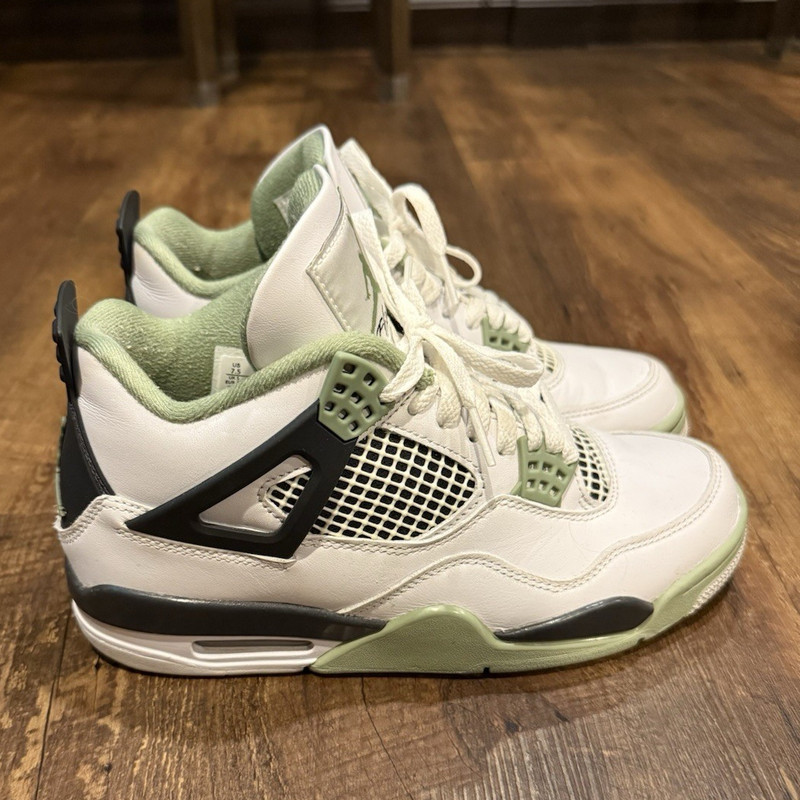 Jordan Air Jordan 4 Low Top Leather Sneakers White Green Black 7.5Y AQ9129-103