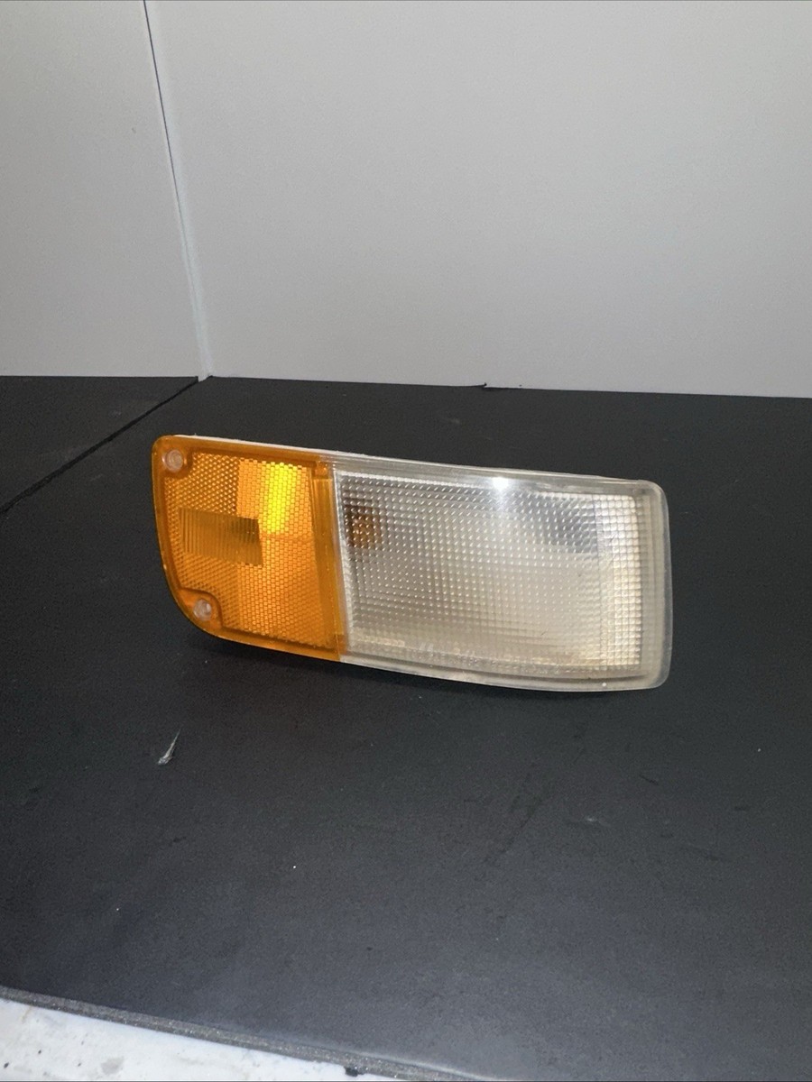 ✓ 1990–1996 Nissan 300ZX Z32 OEM Front Turn Signal Housing | eBay