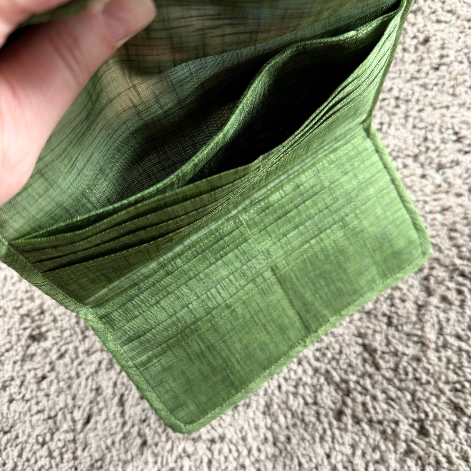 Handmade Patchwork Fabric Wallet Green Floral Emb… - image 5