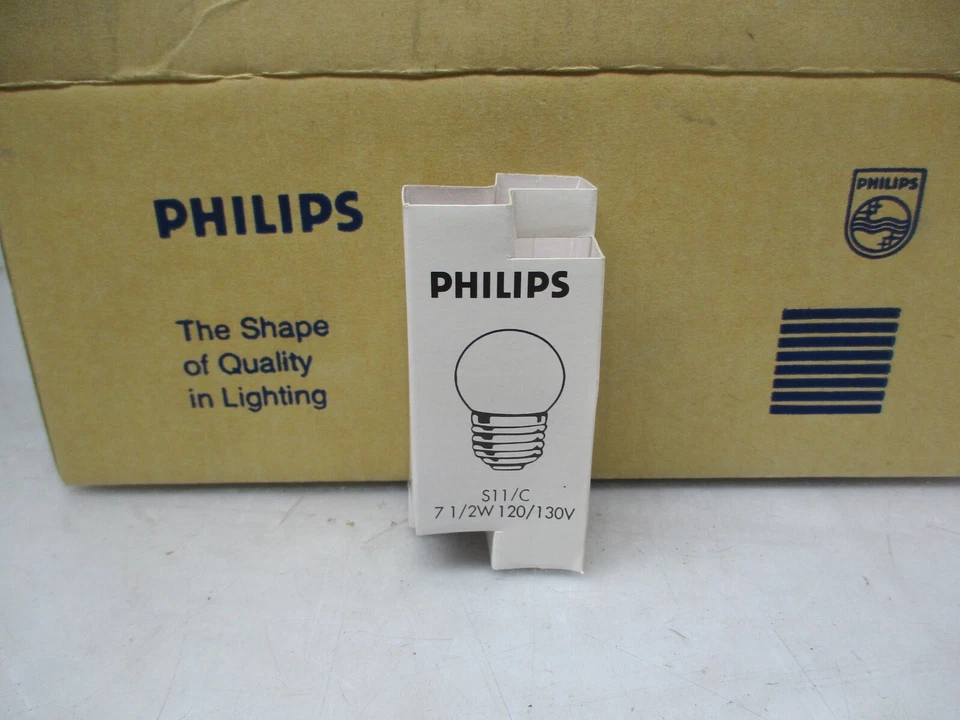 PHILIPS 24811-2 71/2w 120/130v case of 24 - Image 2 of 4