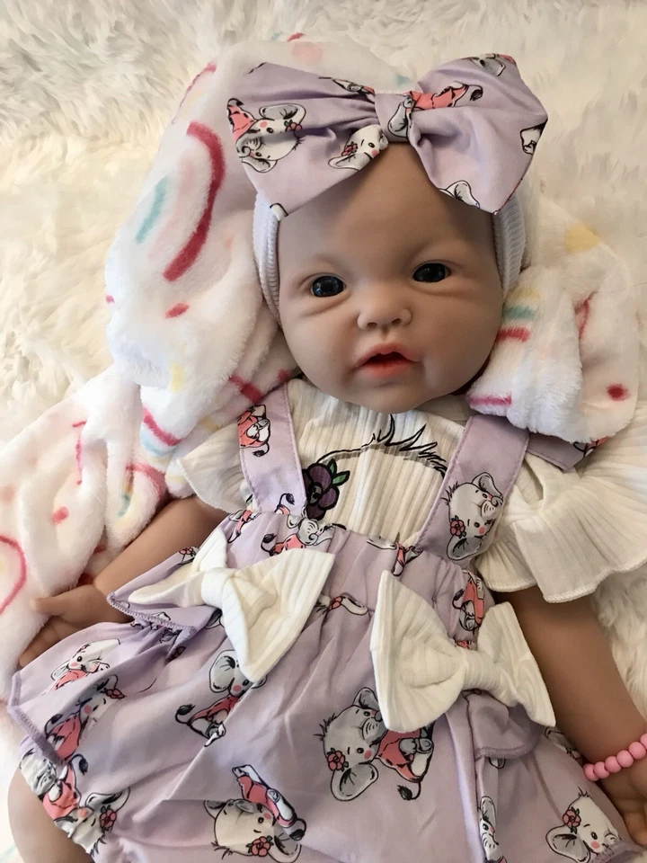 Chupetes suaves para recién nacidos muñeca bebé niña 18” completa de silicona renacida Foto 3 de 4