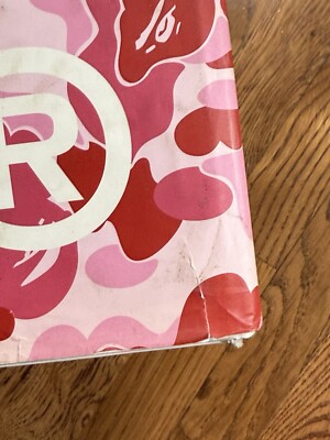 洋書 A BATHING APE RIZZOLI BOOK A Bathing Ape Hardcover Book Rizzoli New York Nigo Pharrell