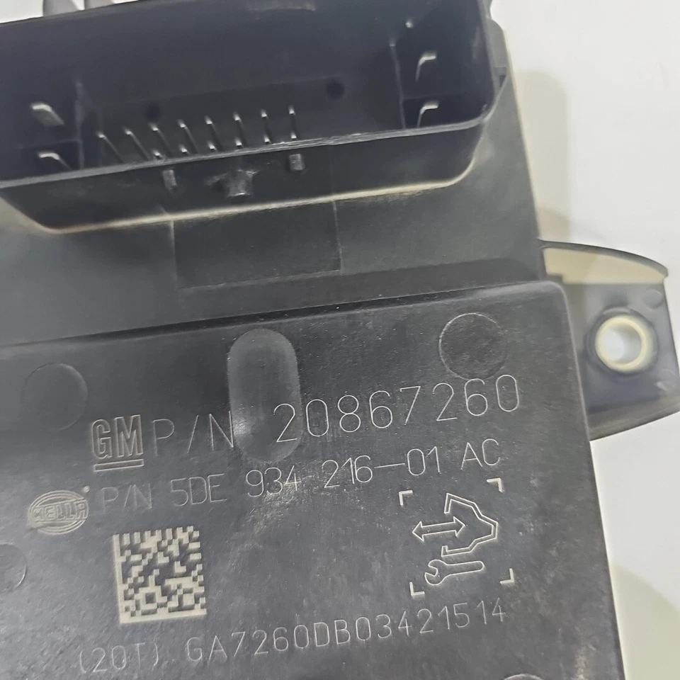 OEM 11-16 Chevrolet Cruze Camaro Equinox Volt SRX Fuel Pump Control Module Unit - Image 2 of 3