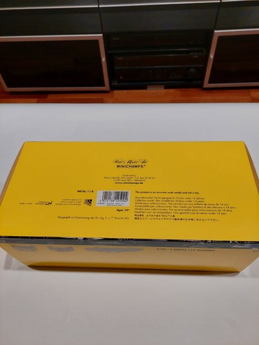 1/18 MINICHAMPS Porsche 911 Turbo S 991 Yellow Limited to 300 no Autoart, Spark - Picture 4 of 11
