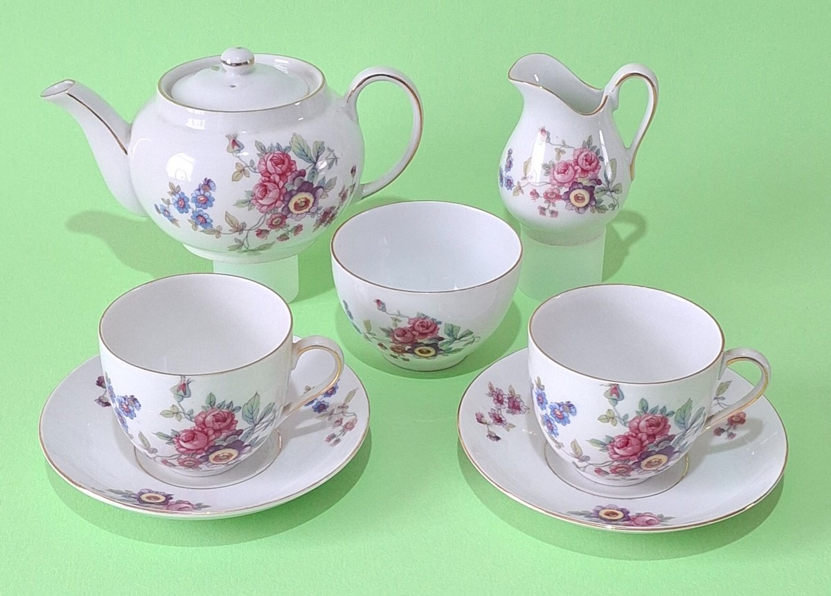 Vintage Victoria China Czechoslovakia Fine Bone China Tea Set
