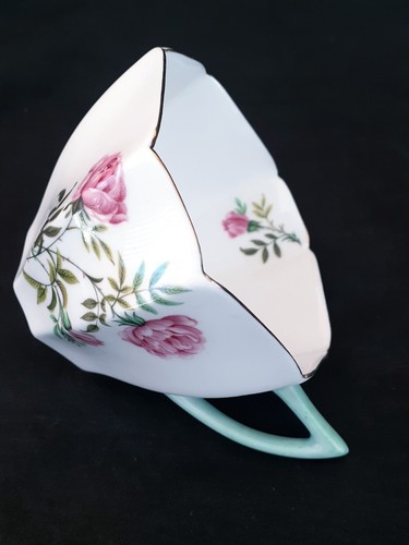 Shelley England Teacup And Saucer - Picture 2 of 8