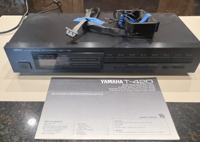 Yamaha T-420 Natural Sound AM/FM Stereo Tuner Tested Working With Yamaha T-420 Natural Sound AM/FM Stereo Tuner Tested Working With
