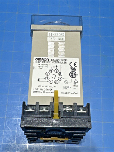 Omron E5C2-R20G Temperature Controller 110v 50/60 Hz 100 to 200C W/ Base & Cover - Picture 3 of 3