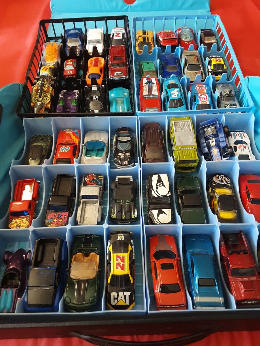 Vintage 1983 Matchbox Official Collectors Carry Case+Blue