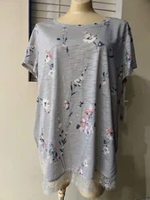 NWT Lauren Conrad Women’s XXL Gray Floral Short Sleeve Lace Trim Top $36